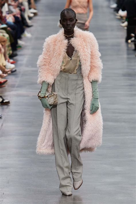 fendi fashion designer fall 2022.